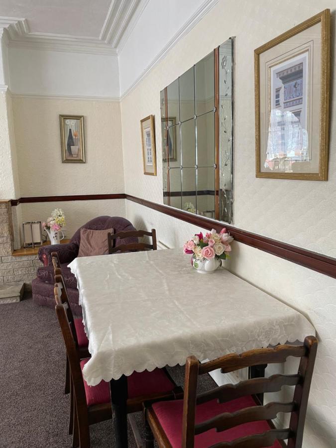 Bed and Breakfast The Jewel Of The Sea à Blackpool Extérieur photo